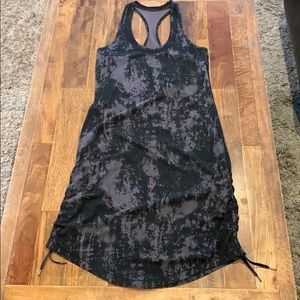 lululemon Size 6 Black/Grey Dress